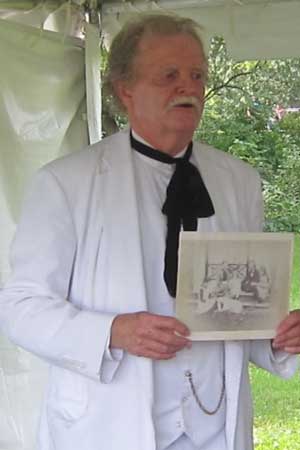 warren-brown-as-twain